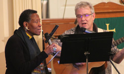Walpole celebrates MLK with candlelight vigil