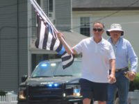 Walpole gathers in support of police