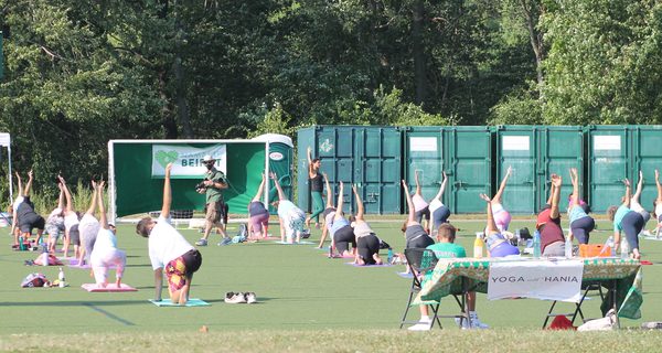 Outdoor yoga raises money for Beirut