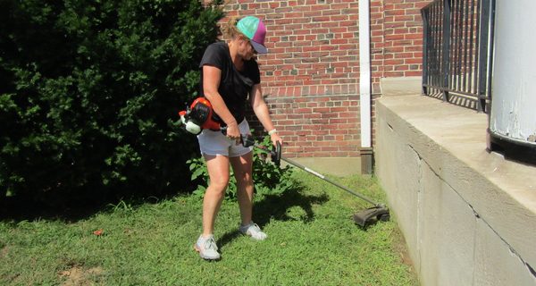 Volunteers help clean up Dale School