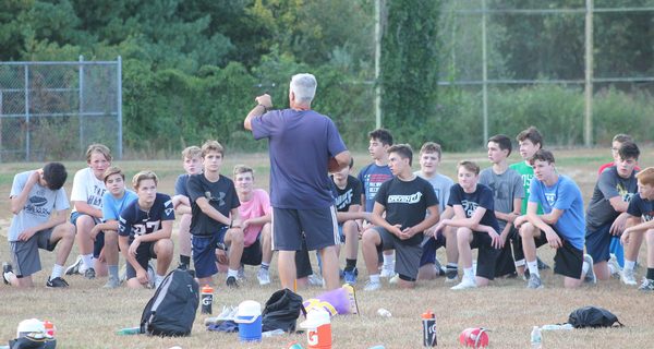 Clinic keeps kids focused on football