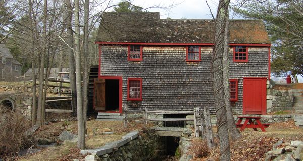 Grist mill fundraiser raises turbine hopes