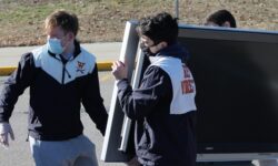 Wrestlers fundraise ahead of uncertain season