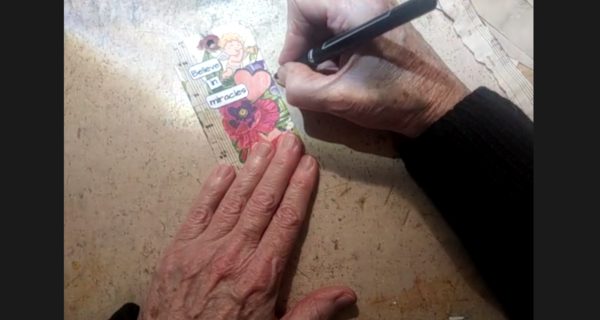 Crafters create Valentine’s collages