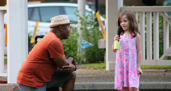 Jackson hands storytelling duty to kids
