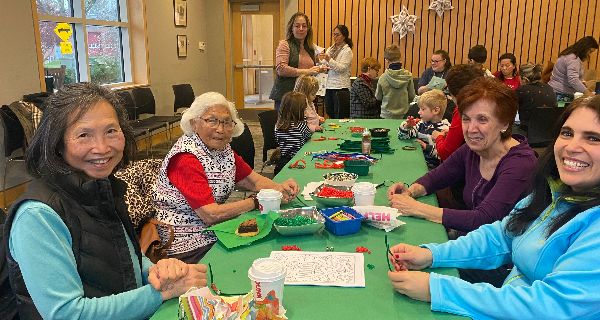 <strong>Library brings cookies, cocoa and crafts </strong>