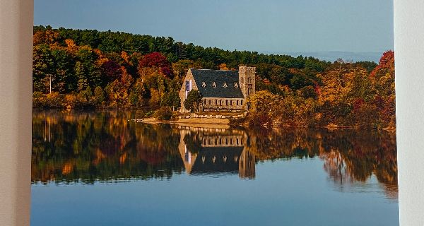 <strong>Riley’s ‘People and Places’ lands at WPL </strong>