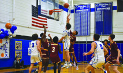 DS struggles in final regular season game