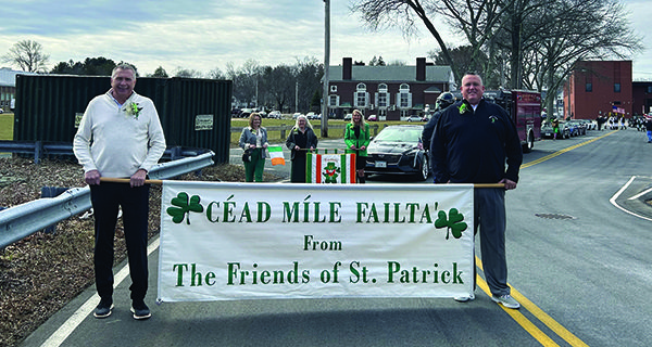 <strong>Friends of St. Patrick parade through downtown</strong>