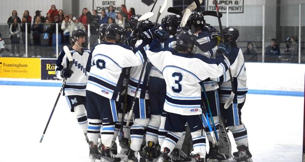 Warriors tame Bulldogs in first playoff win