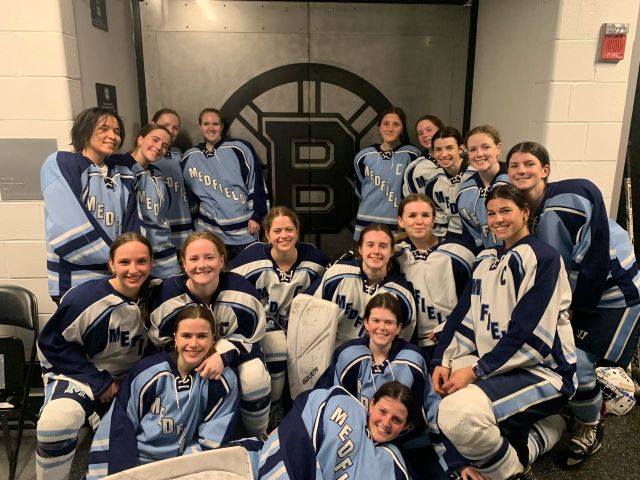Girls’ Hockey celebrated in Bruins Alumni Clinic
