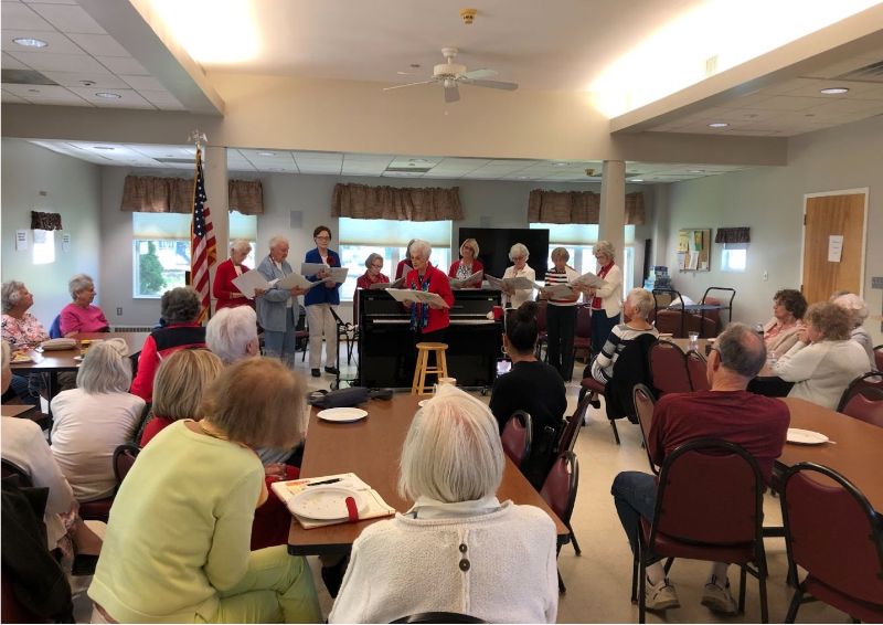 Women’s Club enjoys chorus concert