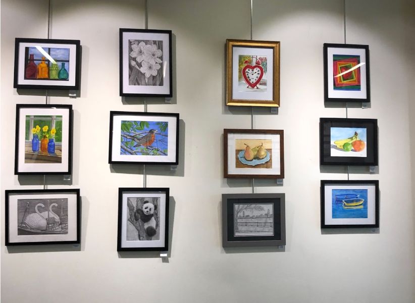 Seniors present spring art exhibit 