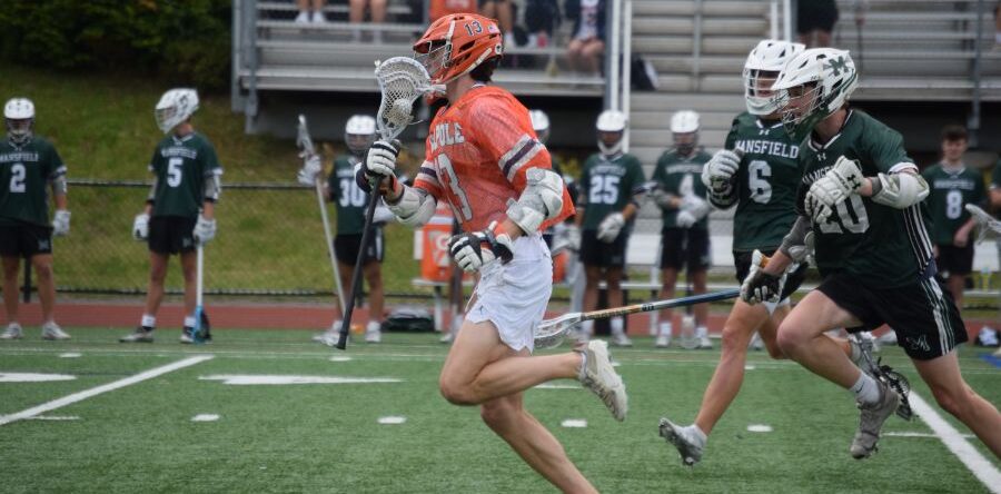 Walpole slips past Mansfield in Playoffs