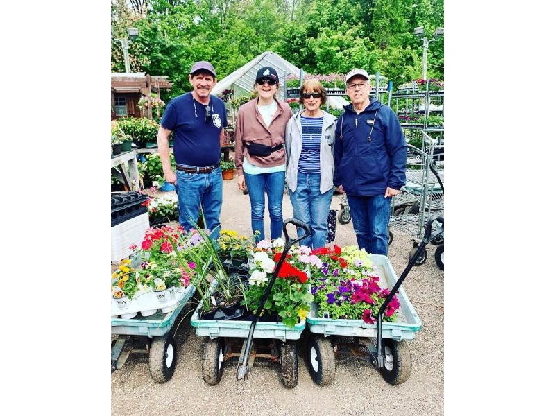 Garden Club brings beauty to patio