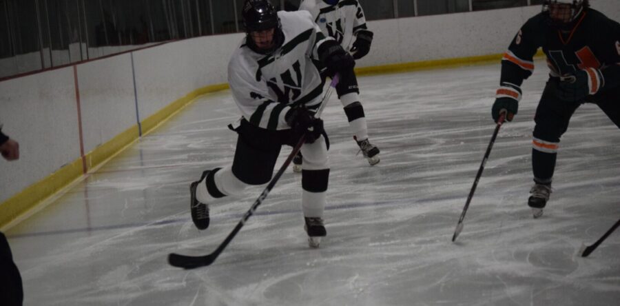 Boys’ Hockey falls to Hopkinton