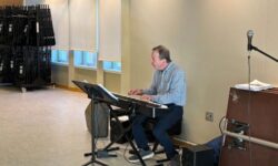 Vintage Voices serenade the CATH