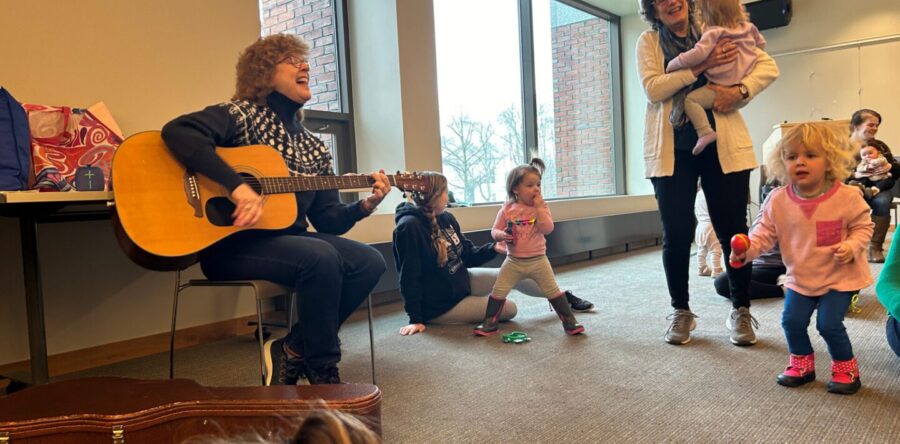 Snowy songs and stories with Deb Hudgins