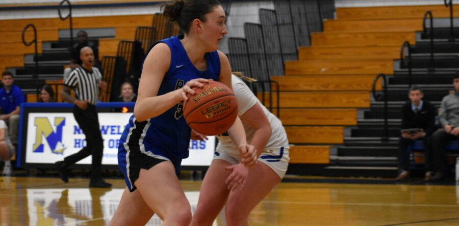 Girls’ basketball falls short to Norwell