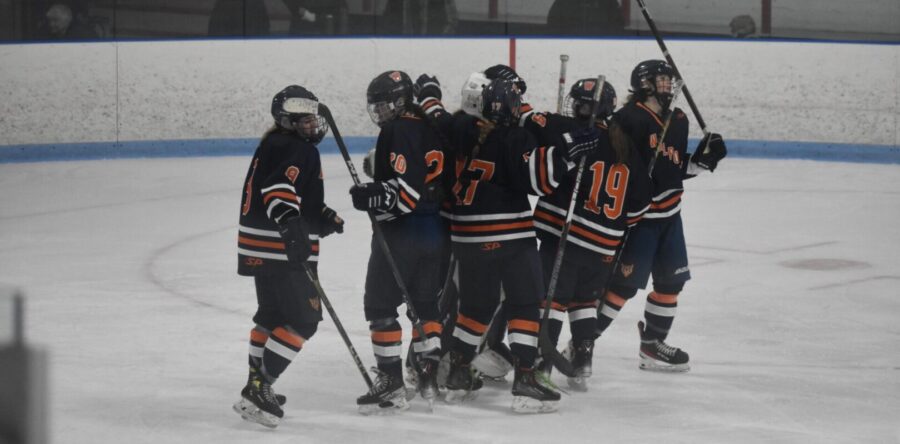 Girls’ hockey triumphs over Redhawks