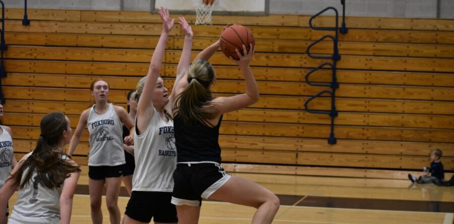 Girls’ Basketball prepares for playoffs