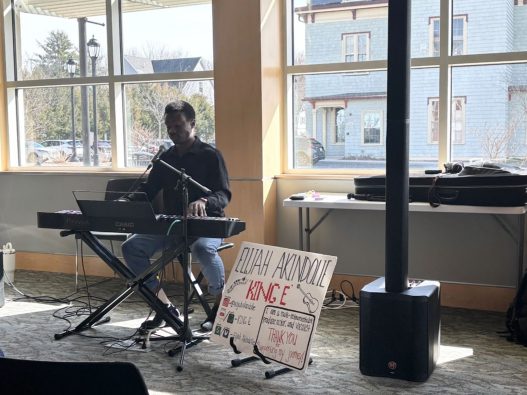 Akindolie entertains WPL