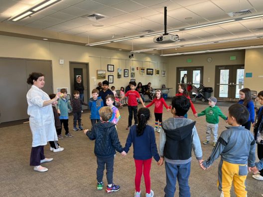 Solar Shelly teaches Mad Science at WPL