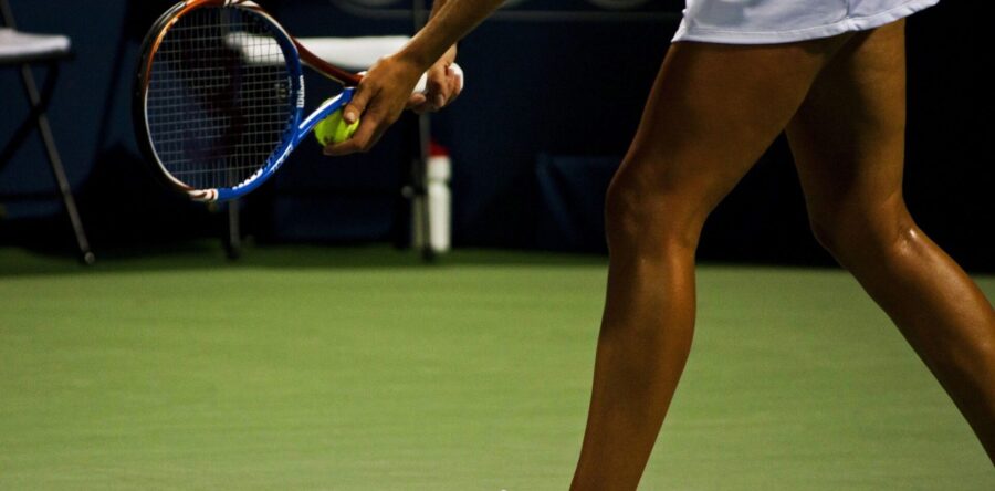 Girls’ tennis defeats Holliston