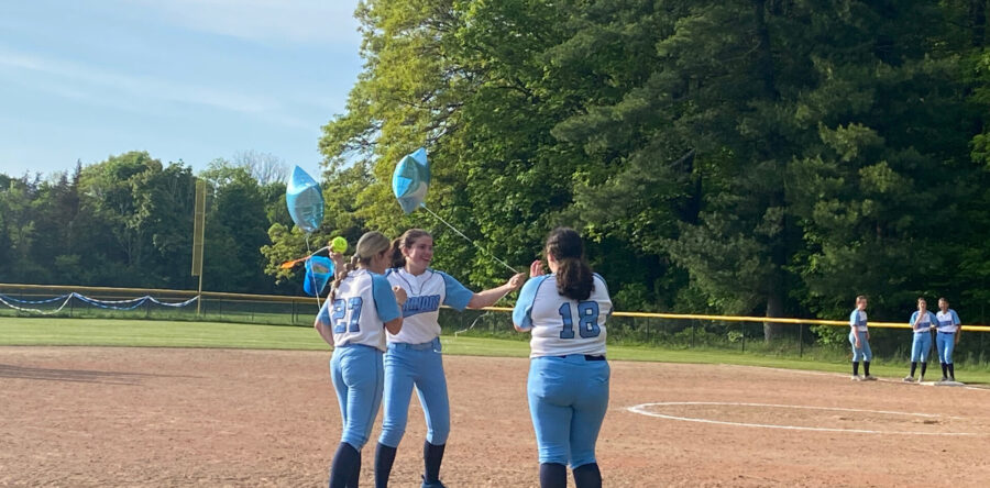 Softball’s Senior Night success