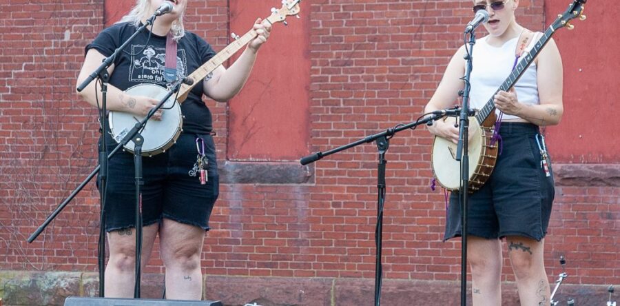 Folk and fun at the ‘Forge