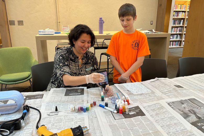 Local students craft Halloween jewelry