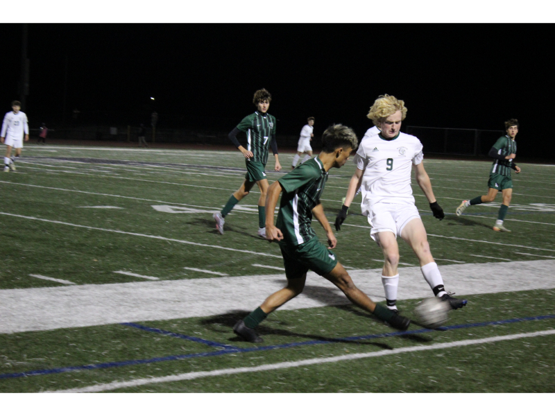 Boys’ soccer fights hard versus Billerica