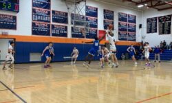 Boys basketball season begins