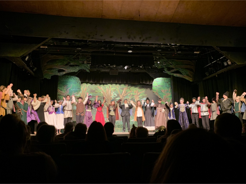Robin Hood steals audience’s hearts