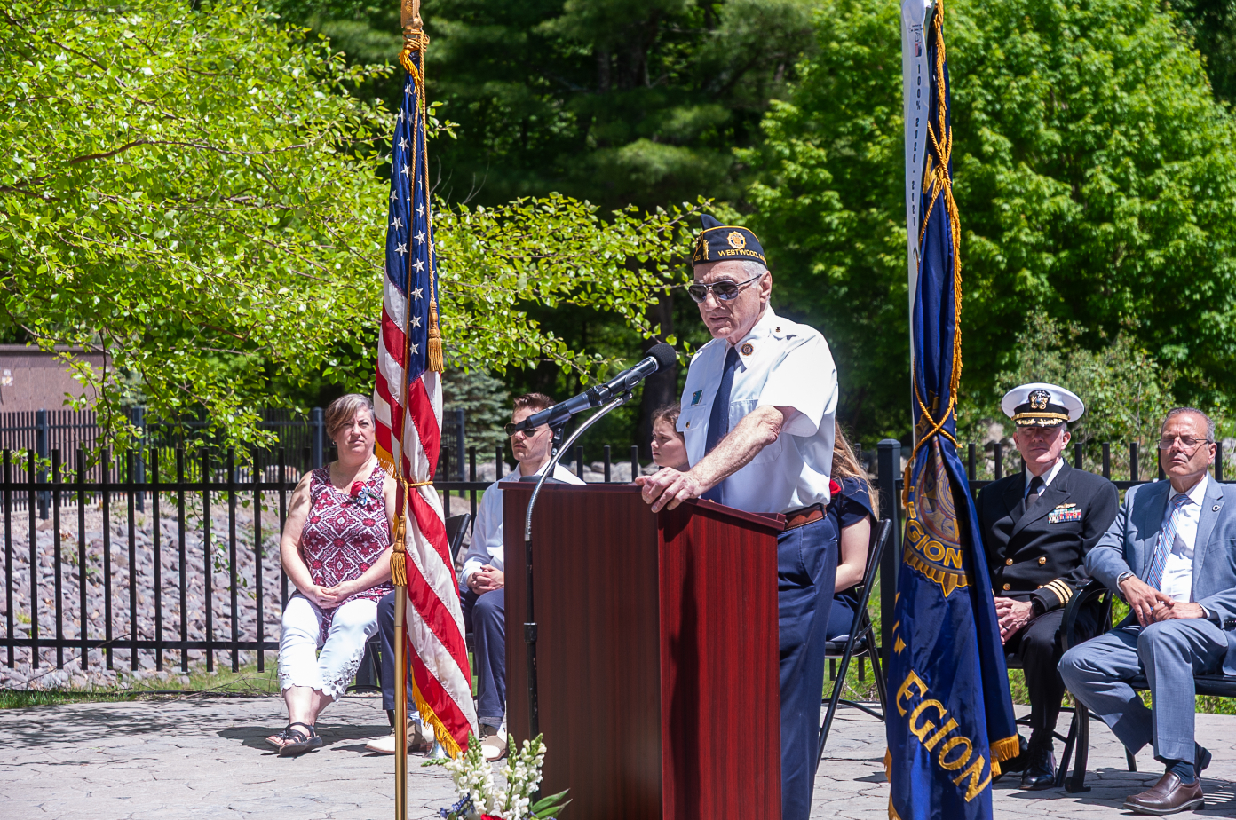 In memory of our fallen heroes - Hometown Weekly