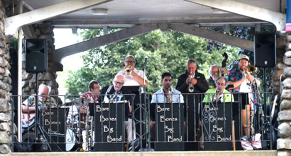 Bare Bones Big Band comes to Walpole