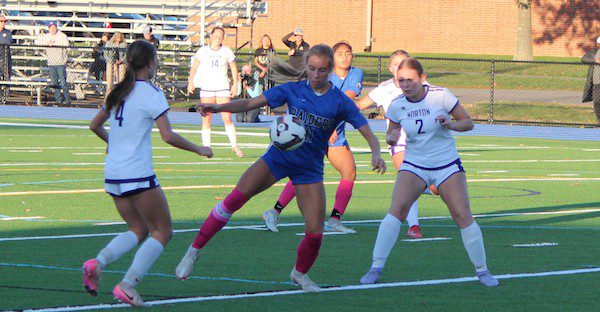 Raiders battle Lancers to the end