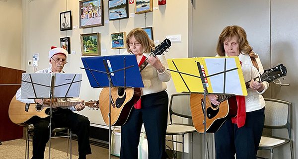 Senior Moments Chorus hosts holiday concert