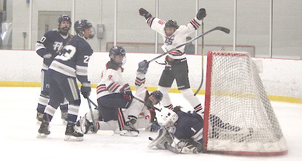 Eventful senior night for Raiders’ girls’ hockey