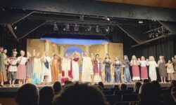 Coveney, Walpole Children’s Theater produce 24-karat gem