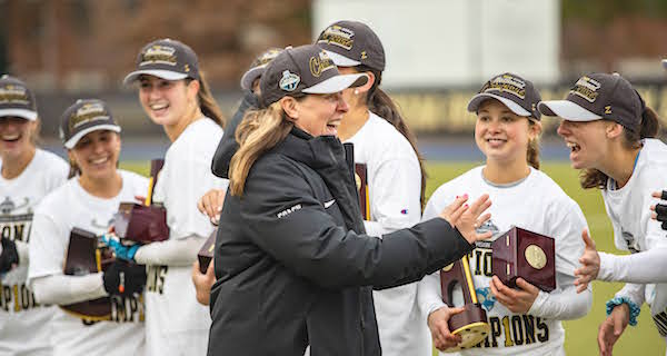 Walpole native celebrates 300th career coaching win at Tufts