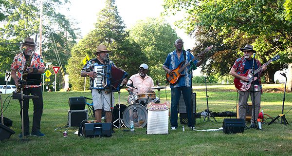 Squeezebox Stompers on Sherborn Library Lawn